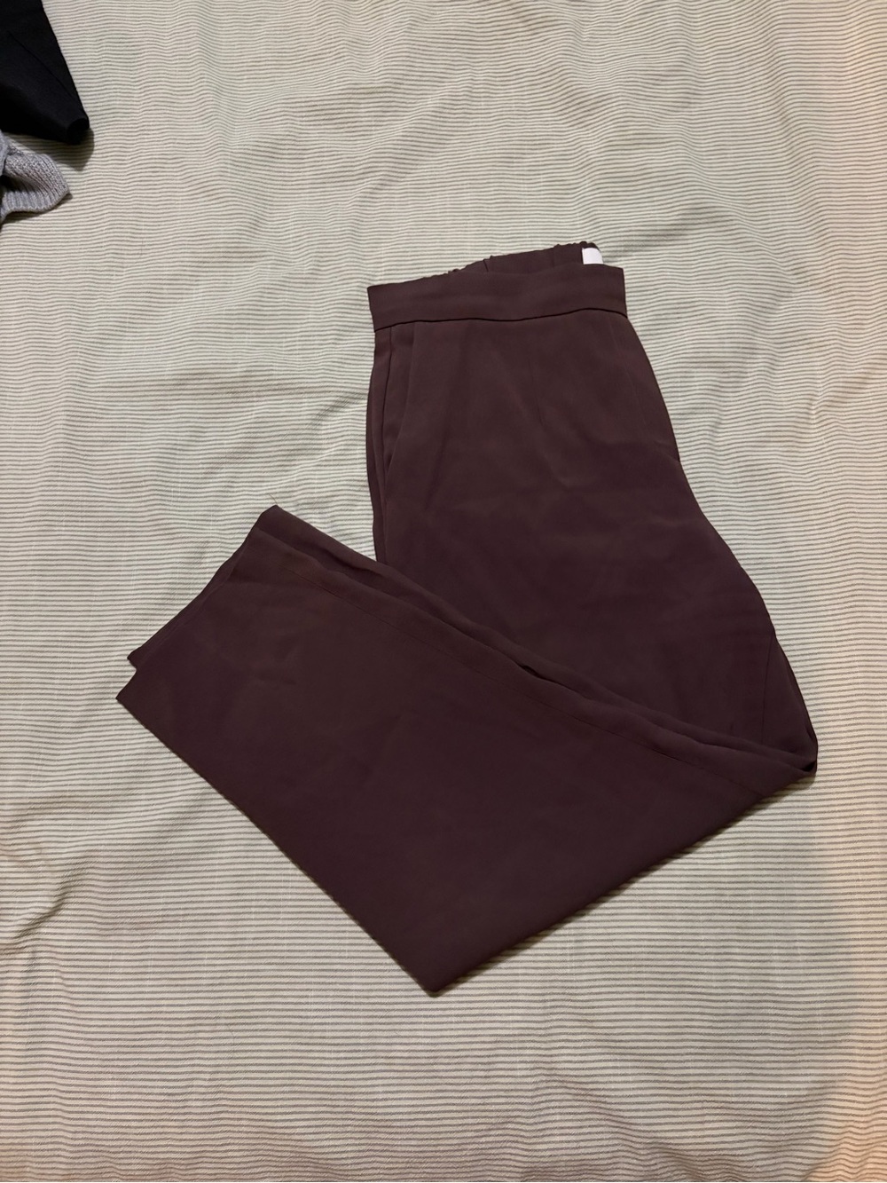 Babaton Conan Pant - cropped length